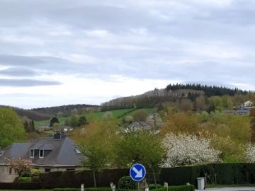 Le Bonheur pour tous - Aux alentours